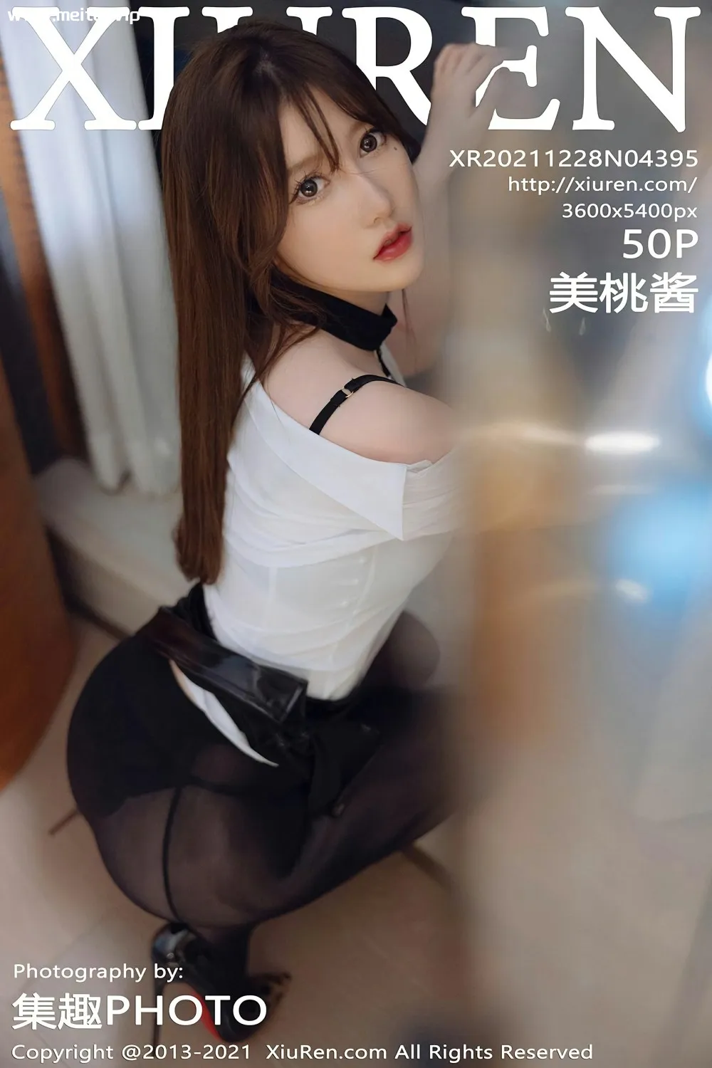 [XiuRen秀人网] 2021.12.28 No.4395 美桃酱 精致黑色内衣 性感写真 [50+1P]-美腿之家
