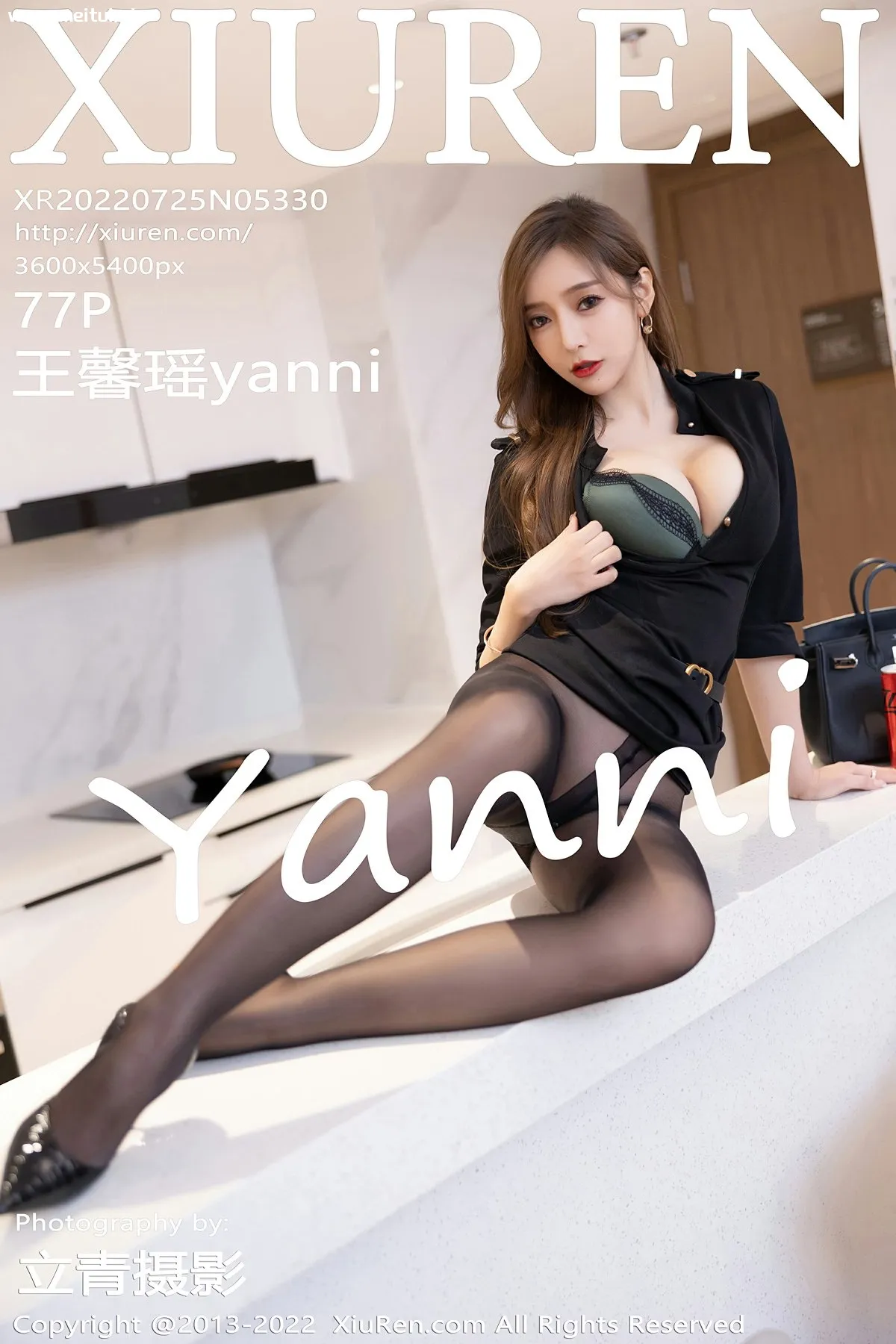 [XiuRen秀人网] 2022.07.25 No.5330 王馨瑶yanni 诱人黑丝 性感写真 [77+1P]-美腿之家