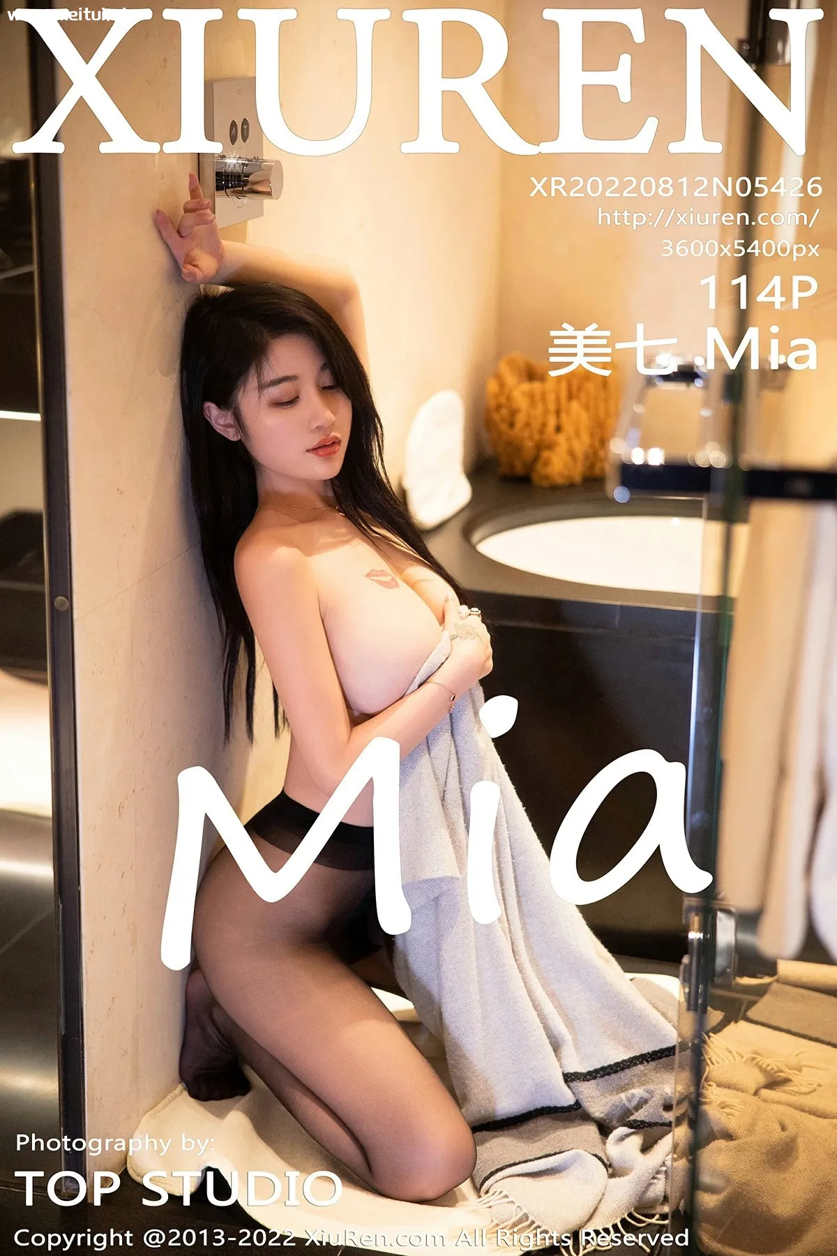 [XiuRen秀人网] 2022.08.12 No.5426 美七 Mia 性感连衣长裙西双版纳旅拍写真 [114P]-美腿之家