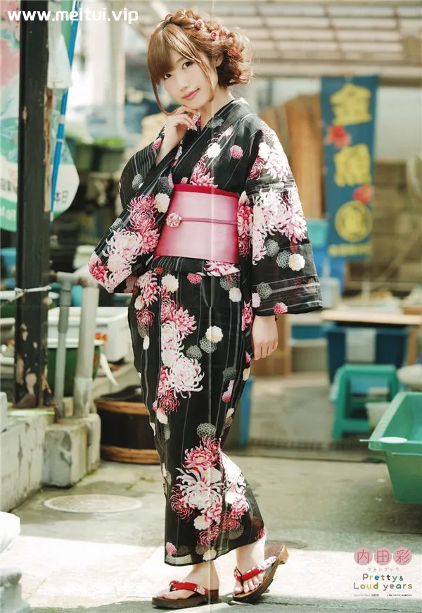 内田彩写真集《Pretty&Loud years》高清全本[135P]-美腿之家