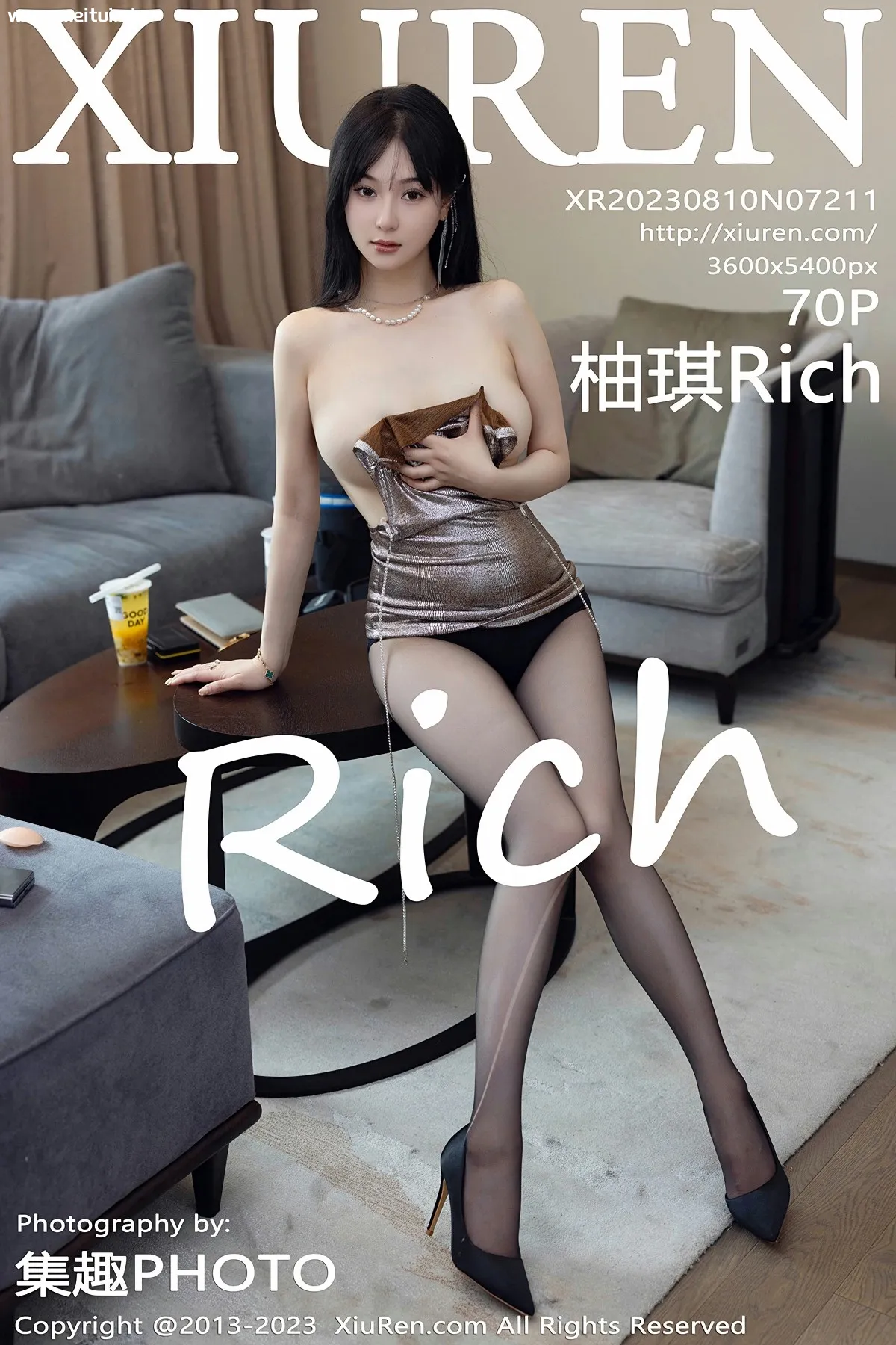 [XiuRen秀人网] 2023.08.10 No.7211 柚琪Rich 闪亮褐色吊带短裙 性感写真 [70+1P]-美腿之家