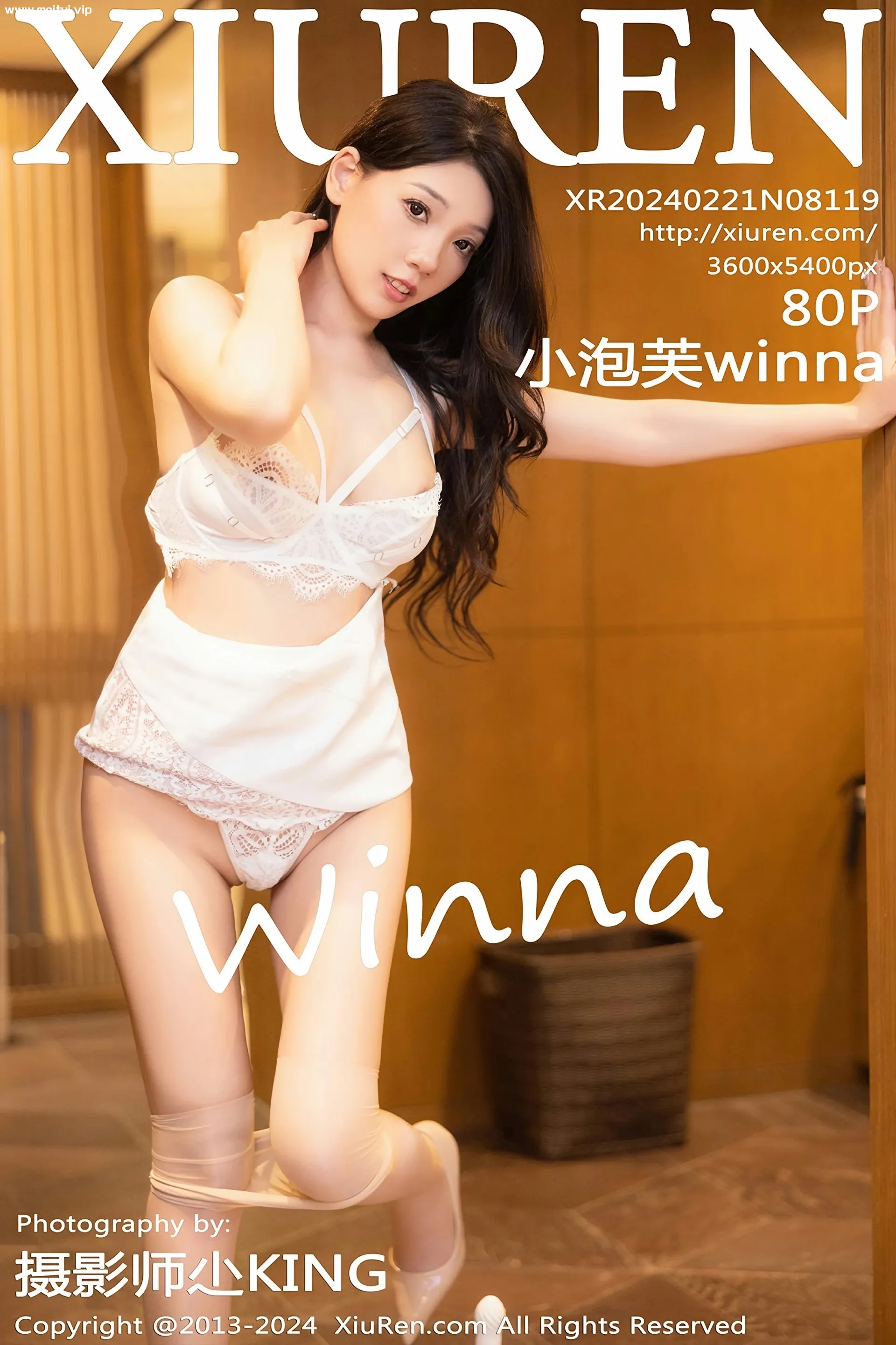 [XiuRen秀人网] 2024.02.21 No.8119 小泡芙winna 白色连衣裙魅惑肉丝性感写真 [80+1P]-美腿之家