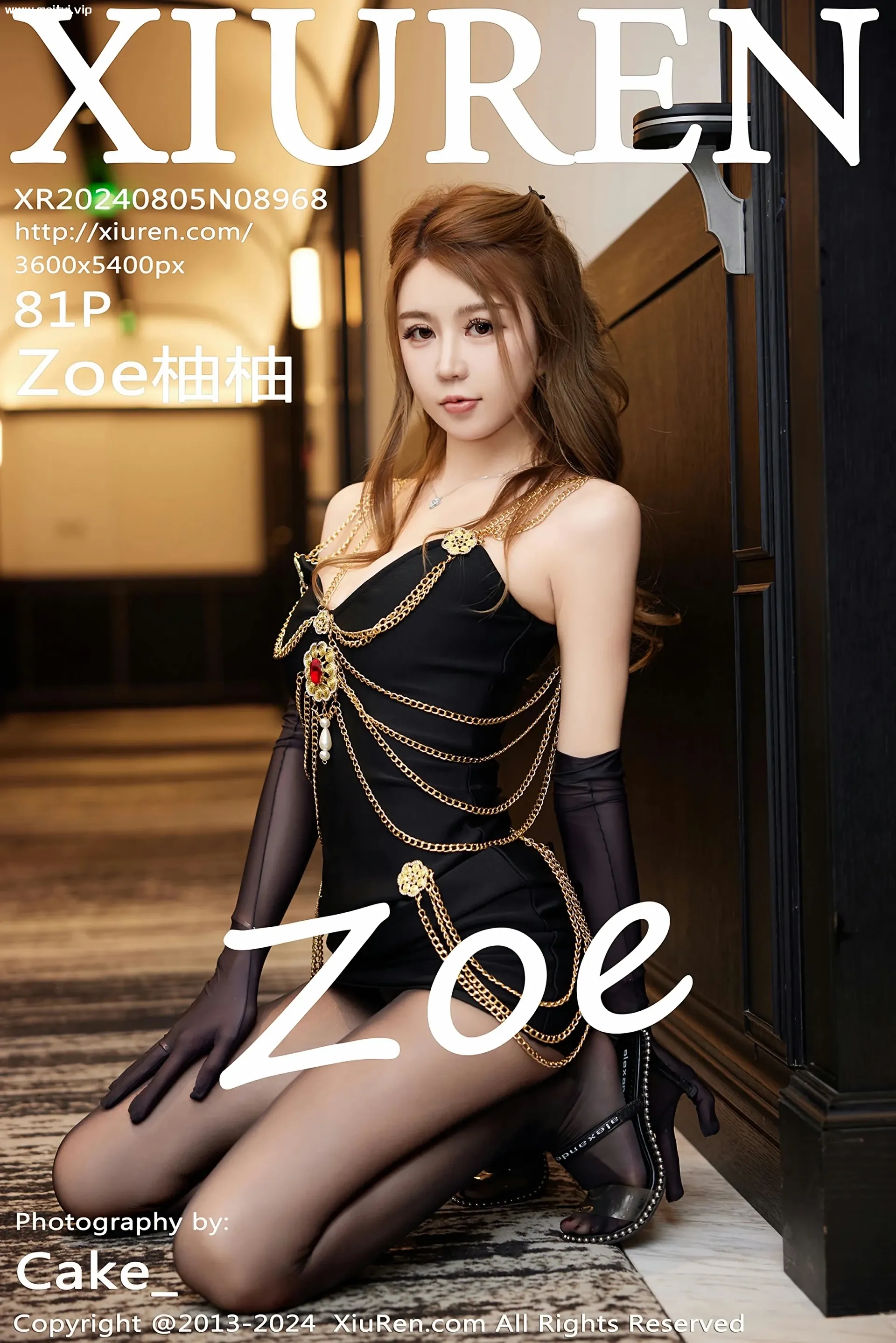 [XiuRen秀人网] 2024.08.05 No.8968 Zoe柚柚 黑色连衣短裙 魅惑黑丝 性感写真 [81+1P]-美腿之家