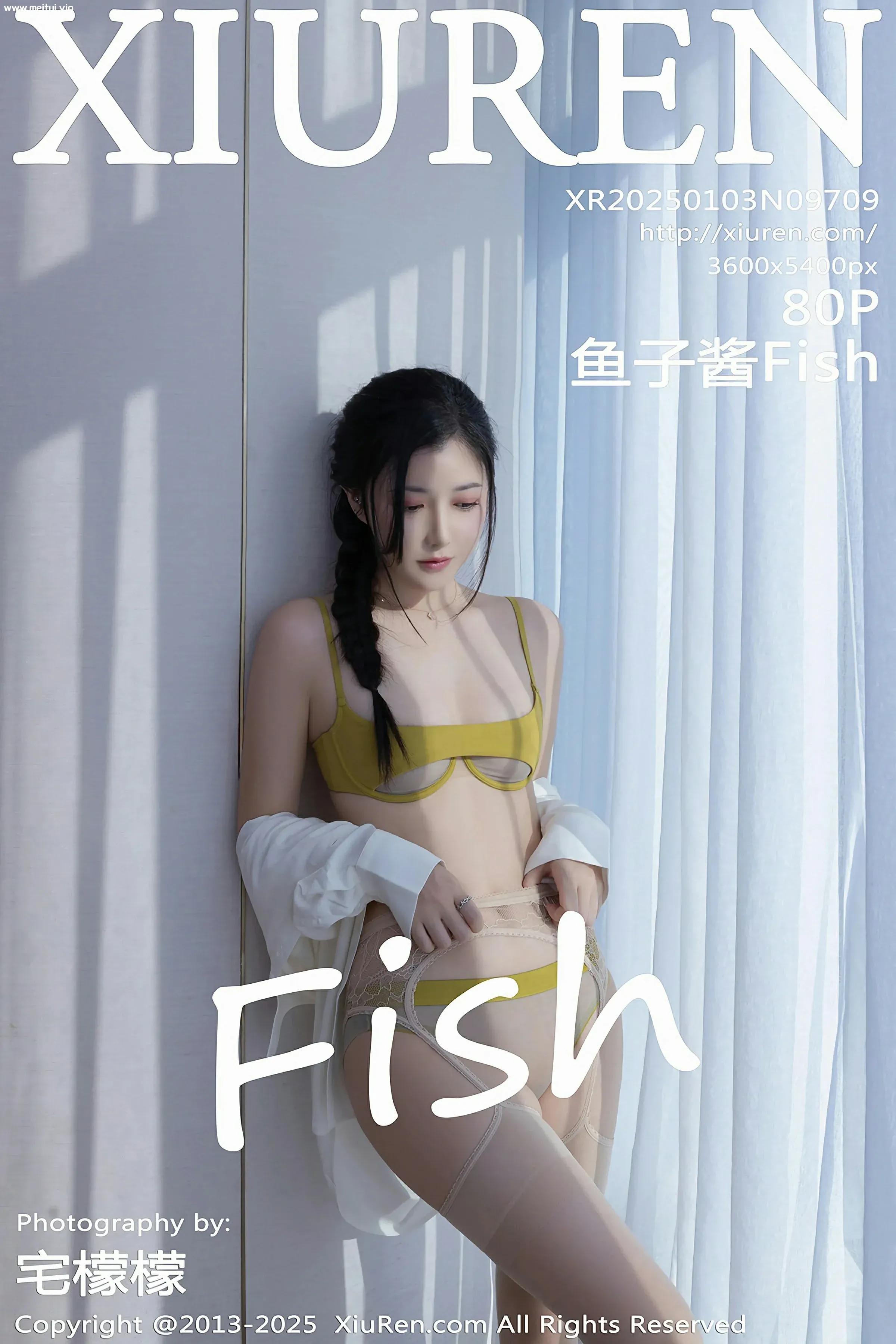 [XiuRen秀人网] 2025.01.03 No.9709 鱼子酱Fish 白衬衫 诱人白色丝袜 性感写真 [80+1P]-美腿之家