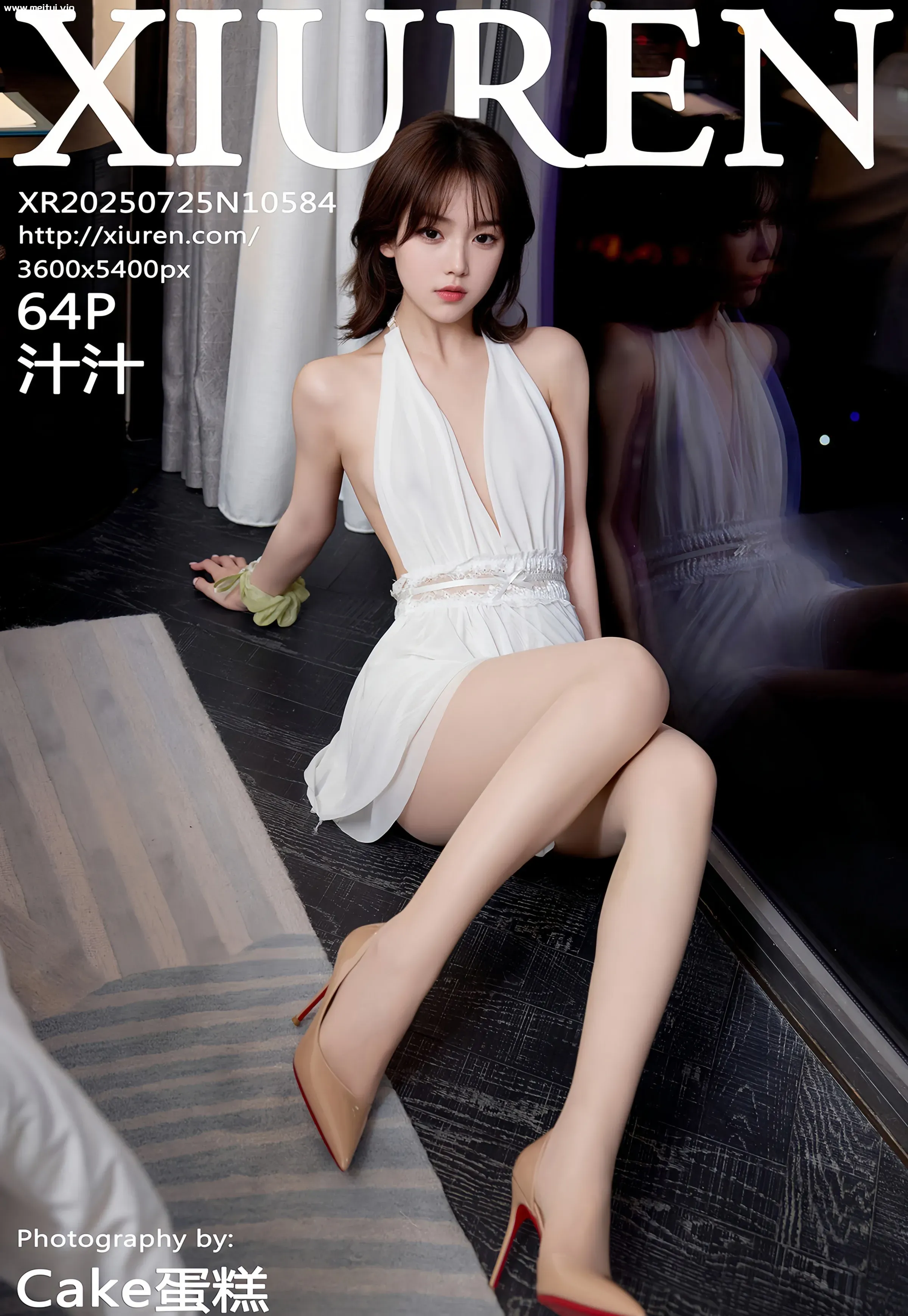 [XiuRen秀人网] 2025.07.25 No.10584 汁汁 白色连衣短裙 肉色丝袜 性感写真 [64+1P]-美腿之家